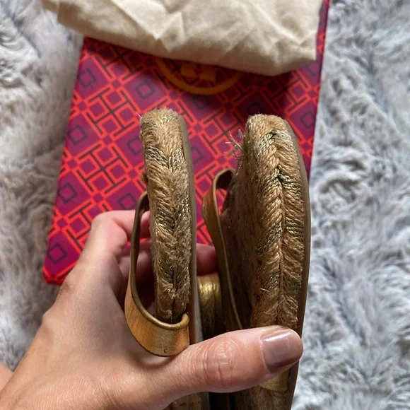 Tory Burch Two Band Flat Espadrille Slide Metallic Gold with Dustbag 9.5 - Picture 10 of 13